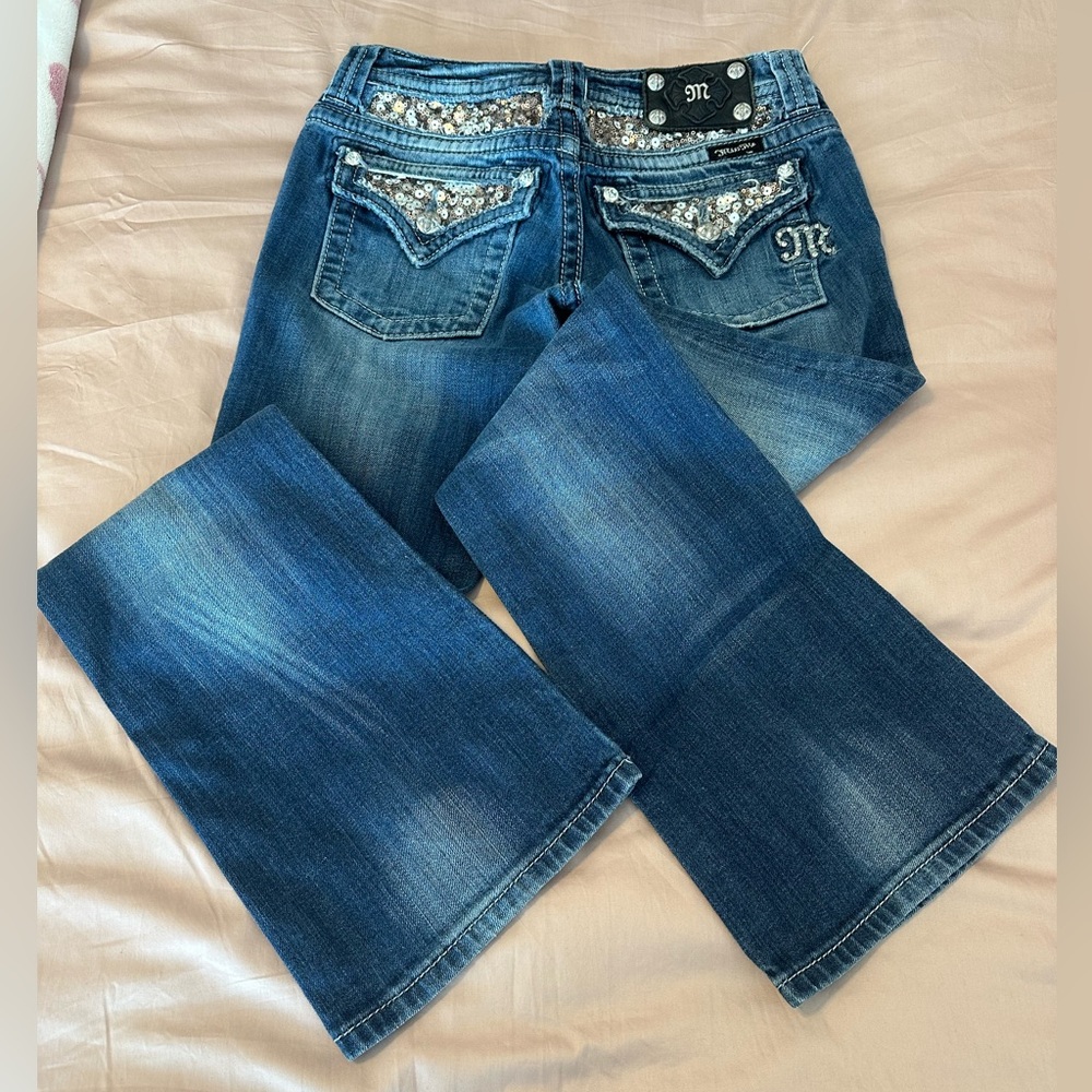 Miss Me women’s jeans (size 26; length 30”)